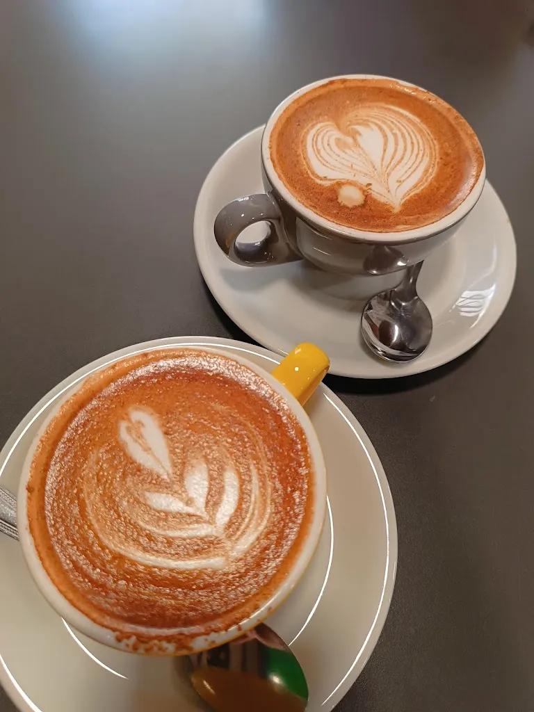 Manoli Aguilar_Cafetería él negro_Martín de la Jara_review