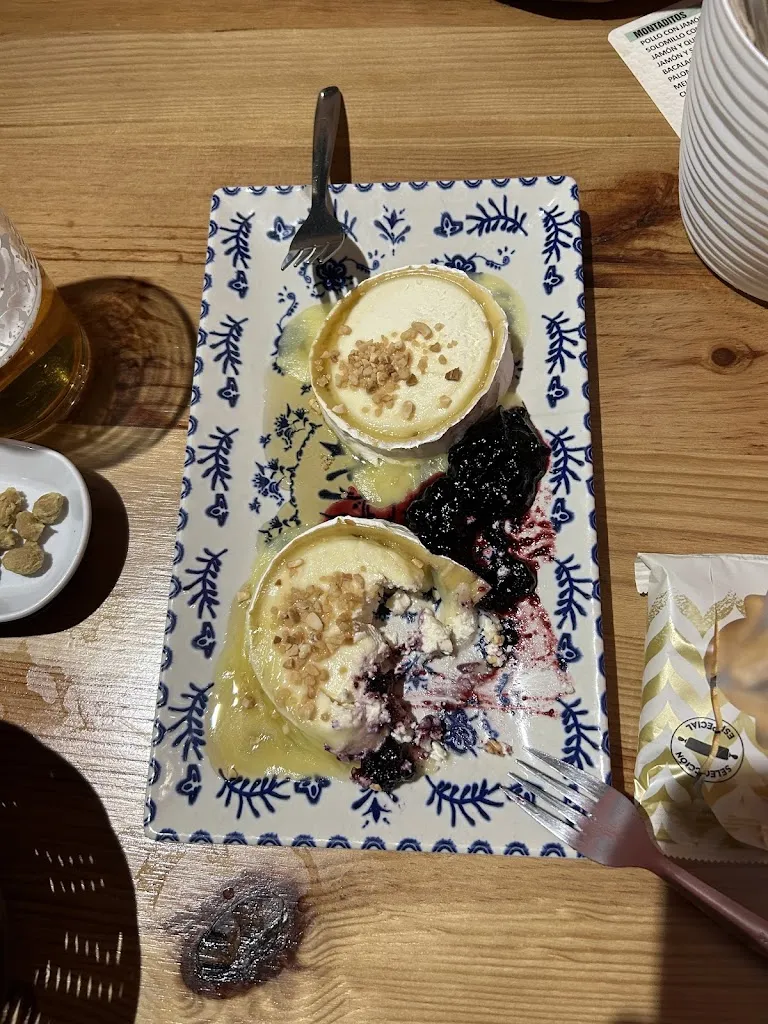 lc lc_Restaurante La Taperia_Mairena del Alcor_review