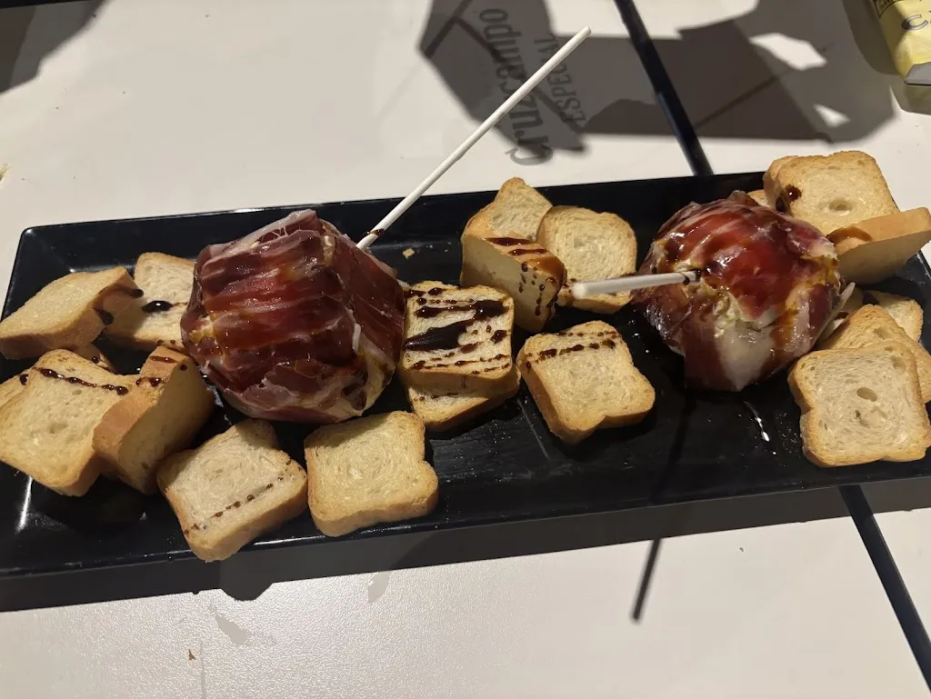 Natalia TM_La Atipica_Mairena del Alcor_review