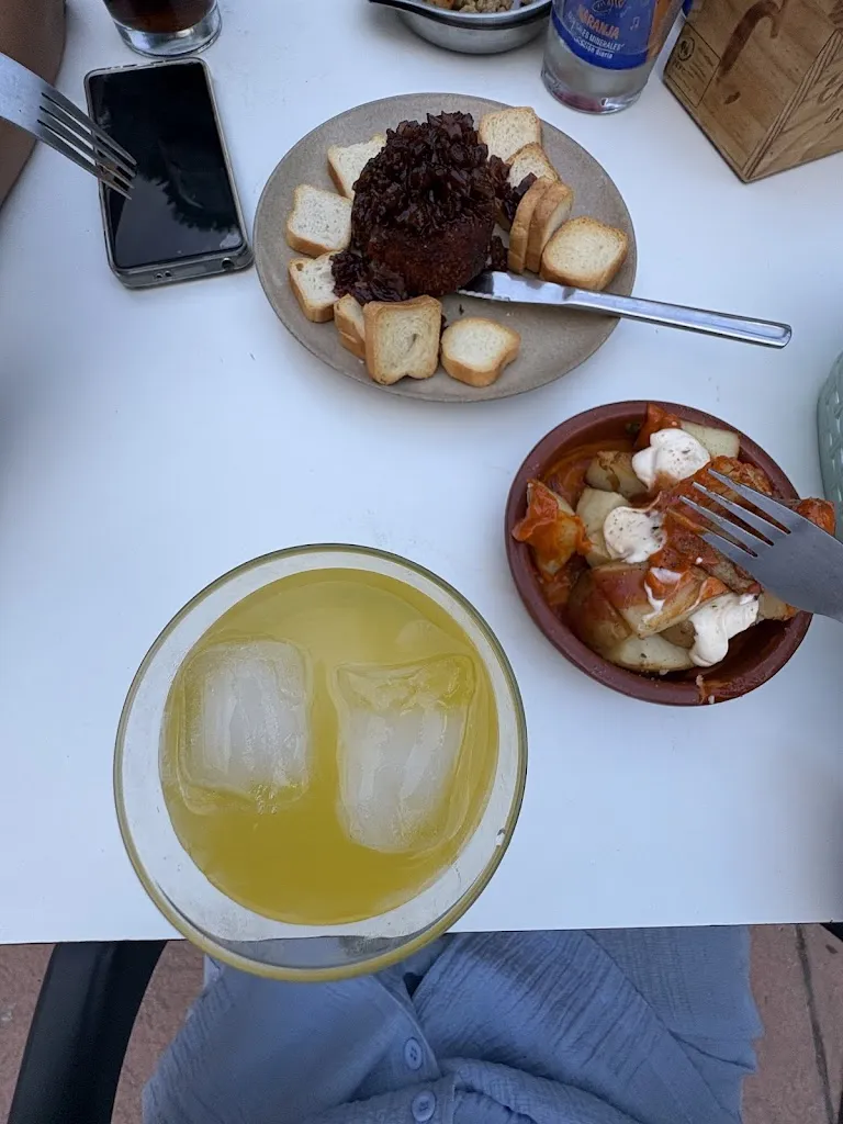 Steven gonzalez_La Atipica_Mairena del Alcor_review