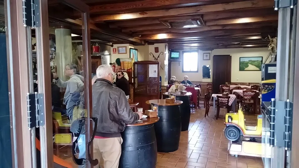 Bar Mequi Tapas Cervecería_Mairena del Alcor_slider_image_2