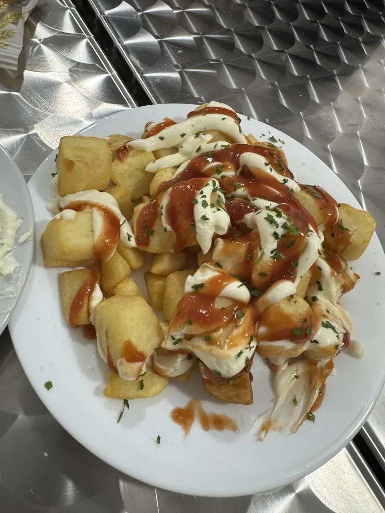 Virginia Madroñal_El Chelito Café Bar_Mairena del Alcor_review