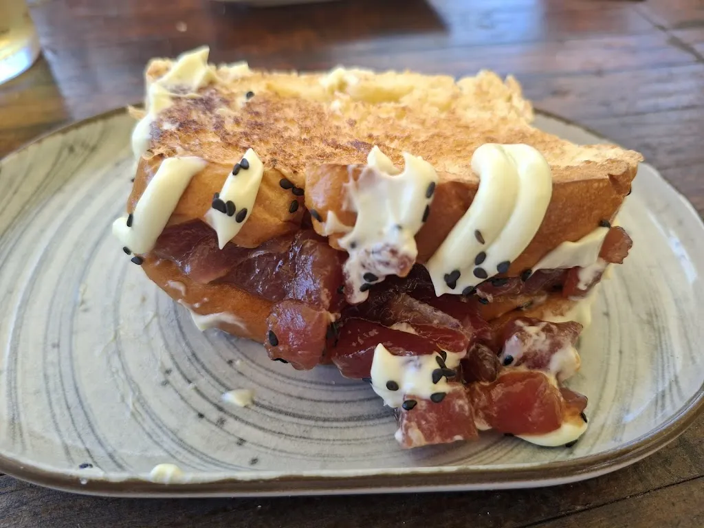 Francisco Javier Galán Fernández_Cervecería LA MAURA tapas_Mairena del Alcor_review