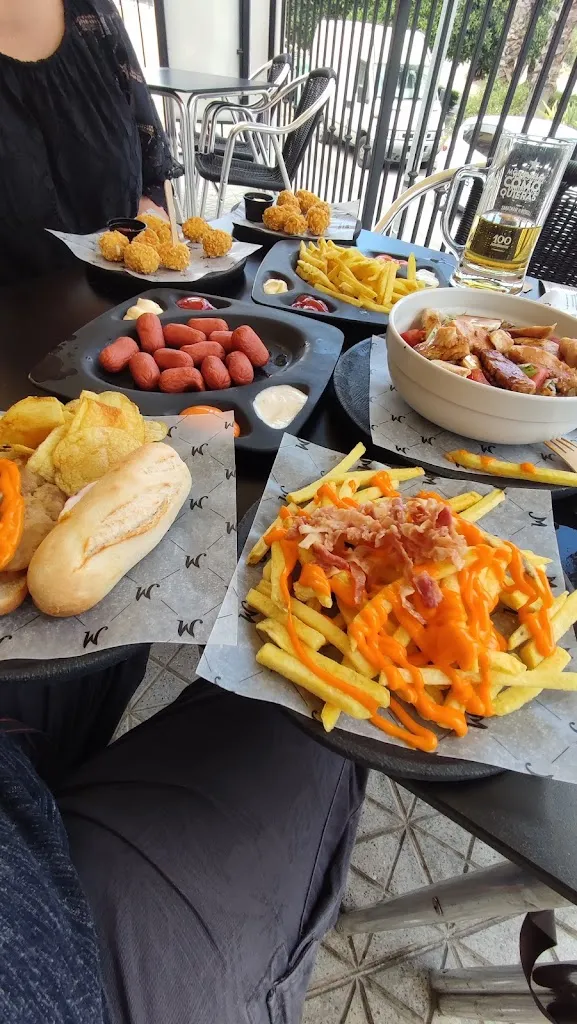 Menu_100 Montaditos_Mairena del Alcor_image_1