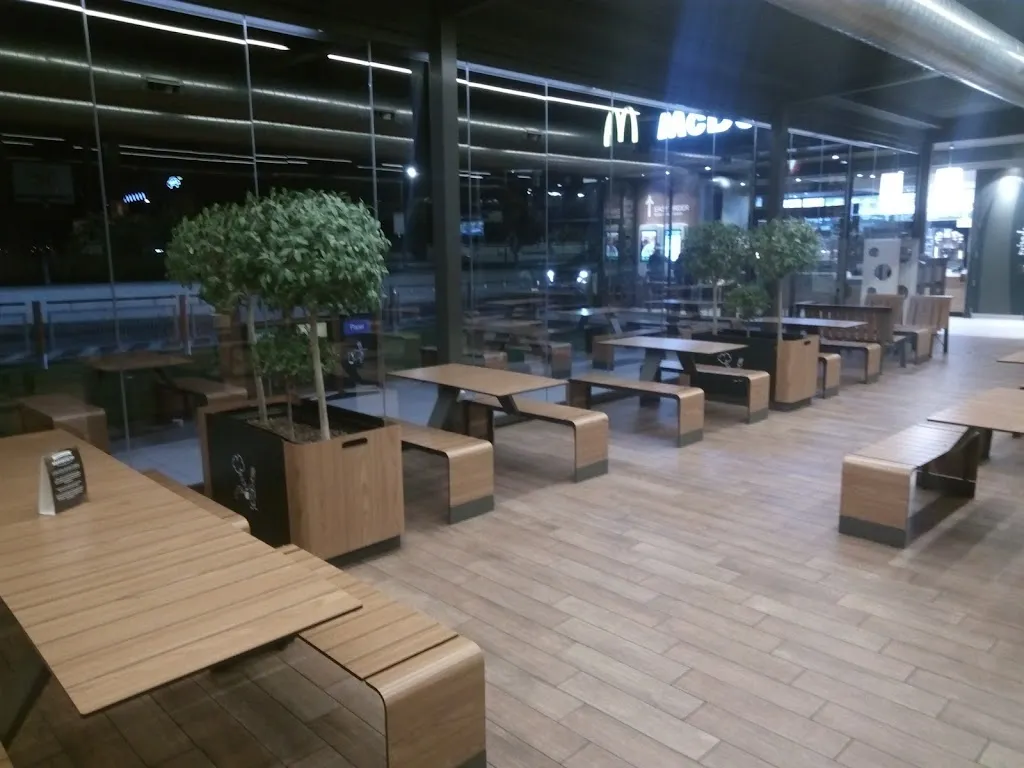 McDonald's restaurant in Mairena del Alcor