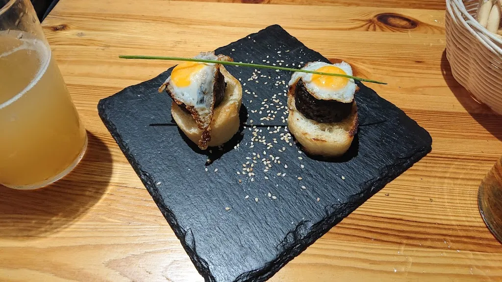 Qdibujo toni_H La toná gastrobar_Mairena del Alcor_review