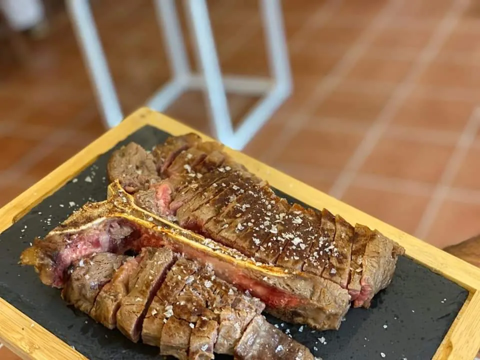 H La toná gastrobar_Mairena del Alcor_slider_image_2