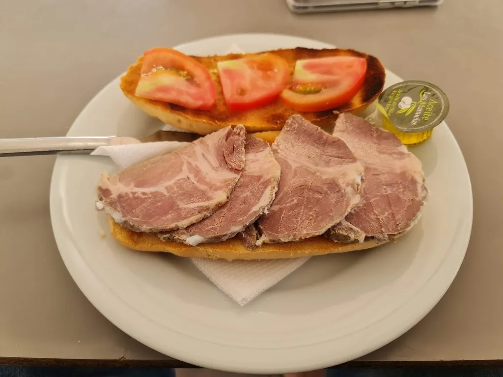 Menu_Bar Los Monos_Molares Los_image_1