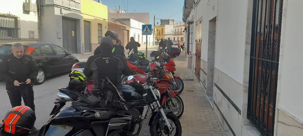 manuvstrom_Bar Los Monos_Molares Los_review