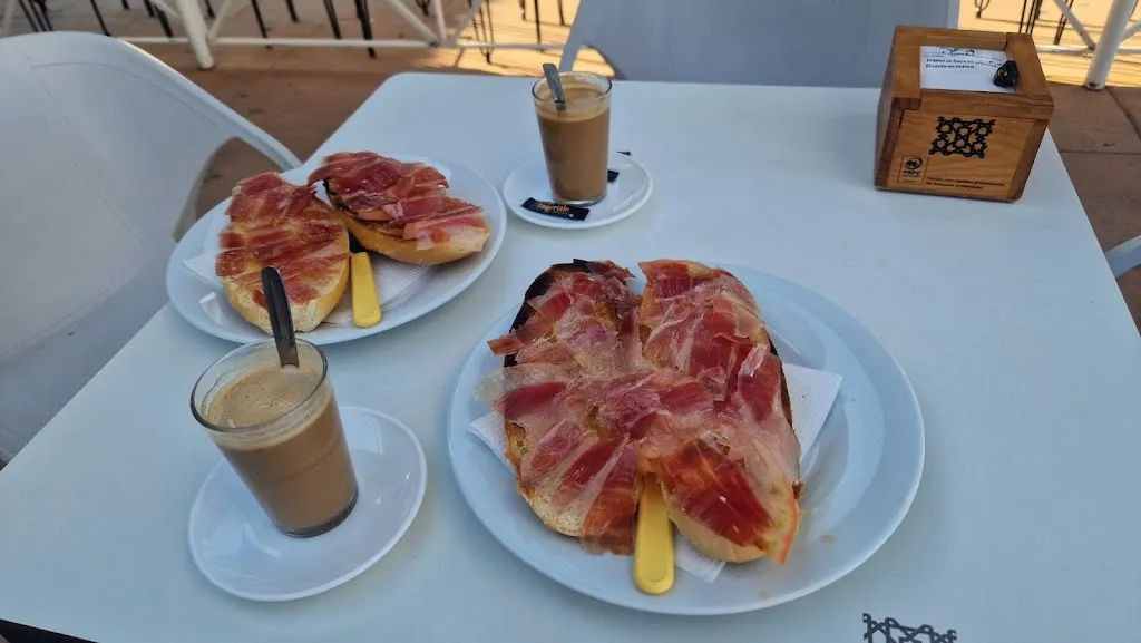 Bar Los Monos_Molares Los_slider_image_2