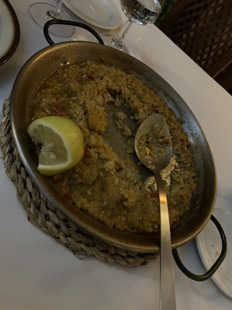 Nathan Vennekens_Deli_Montellano_review