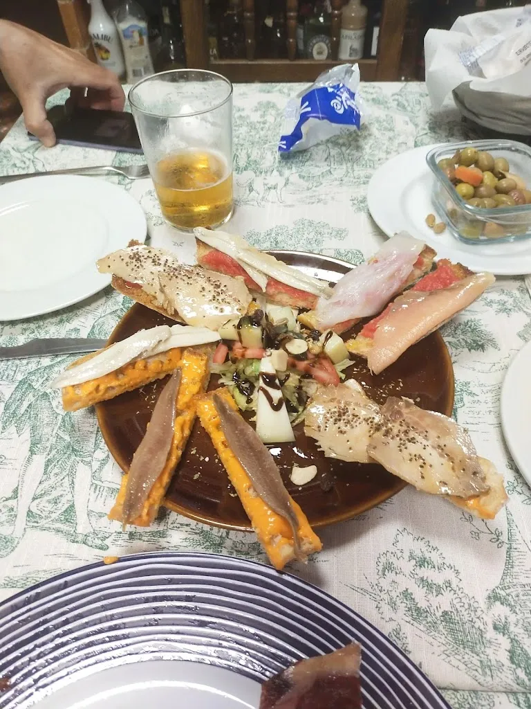 Menu_Bar Cervezeria Huerta_Montellano_image_3