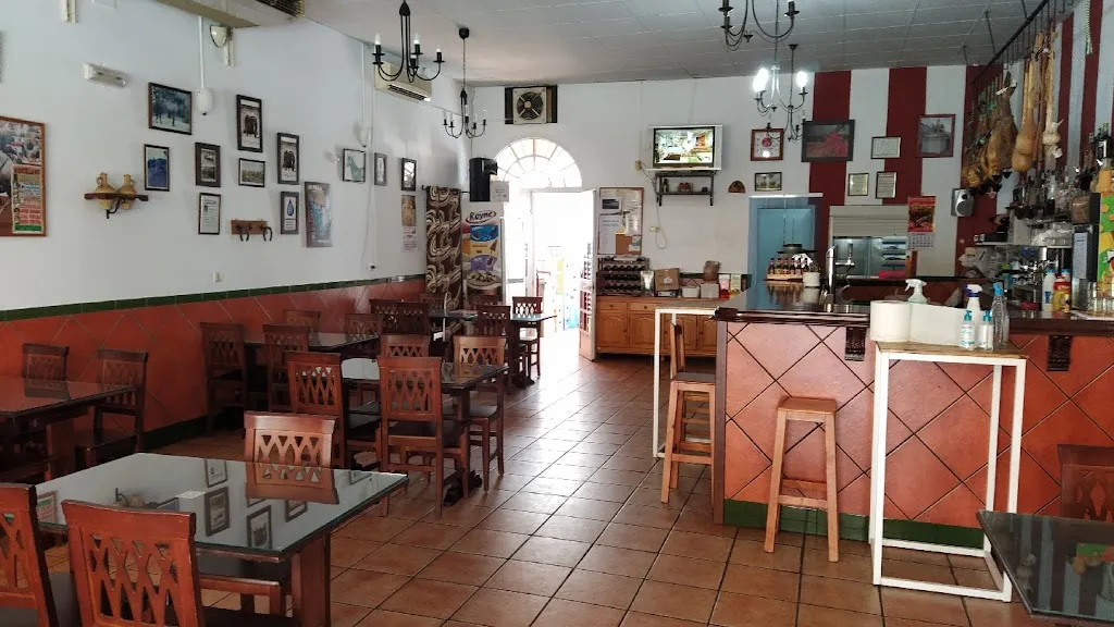Bar Los Cantaros restaurant in Montellano