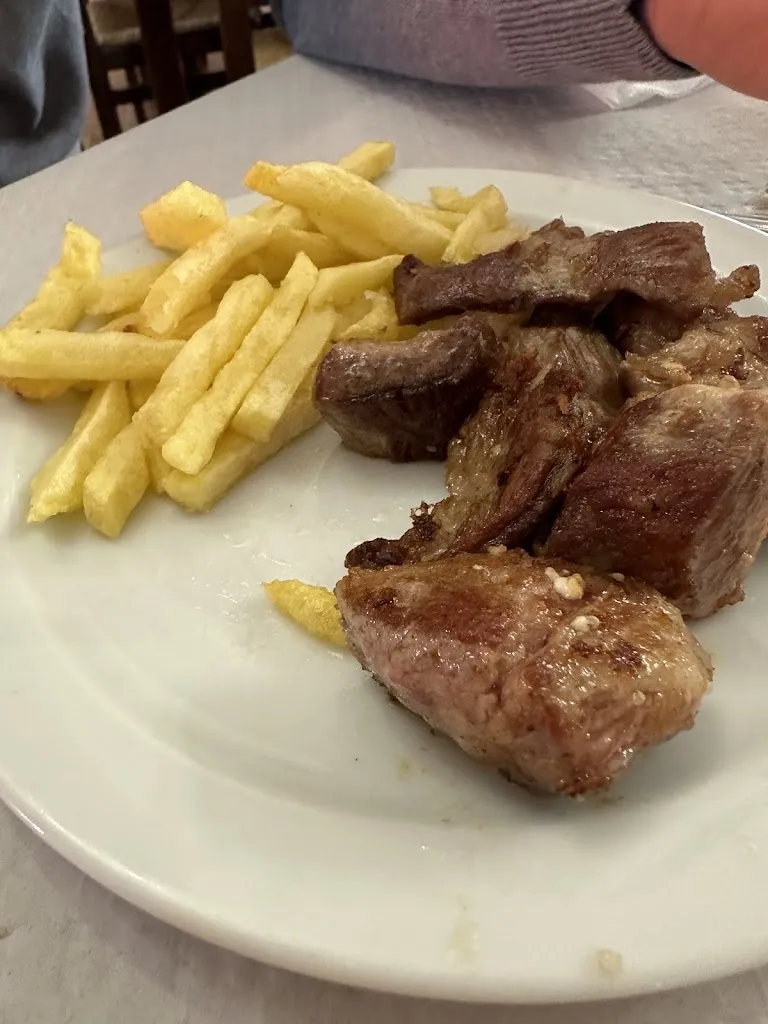 Mesón Restaurante Las Piedras_Montellano_slider_image_3