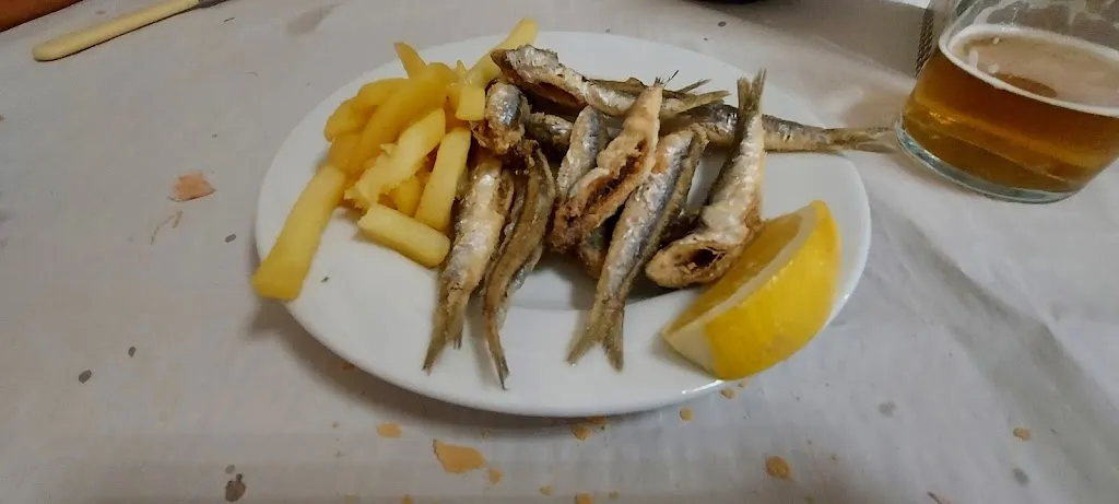 Menu_Cafe-Bar-Hostal Boby_Montellano_image_4