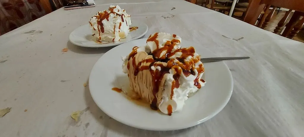 Menu_Cafe-Bar-Hostal Boby_Montellano_image_7