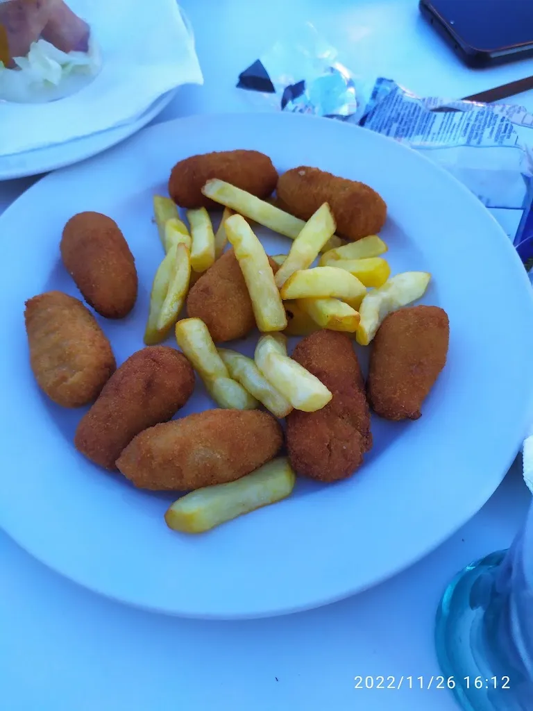 Menu_Cafe-Bar-Hostal Boby_Montellano_image_9