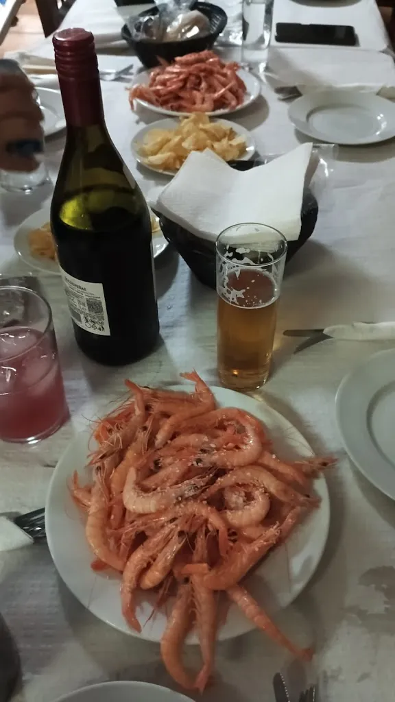 Antonio Martin_Cafe-Bar-Hostal Boby_Montellano_review