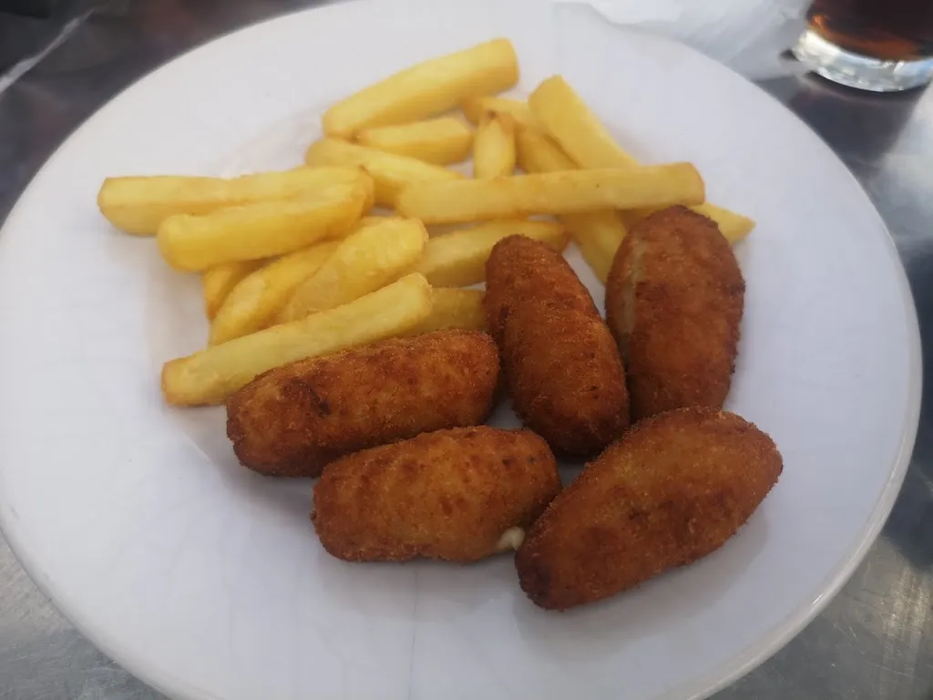 Menu_Bar Metrópolis_Montellano_image_4