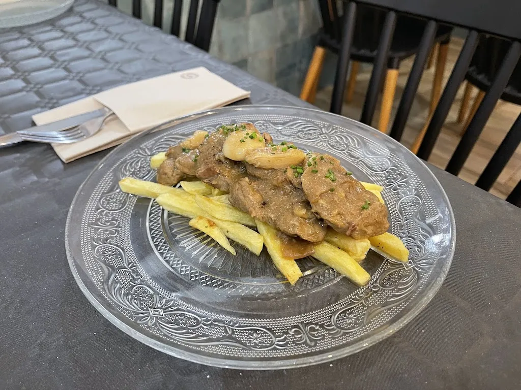 Lourdes Iñigo_La Tapicería Restobar_Morón de la Frontera_review