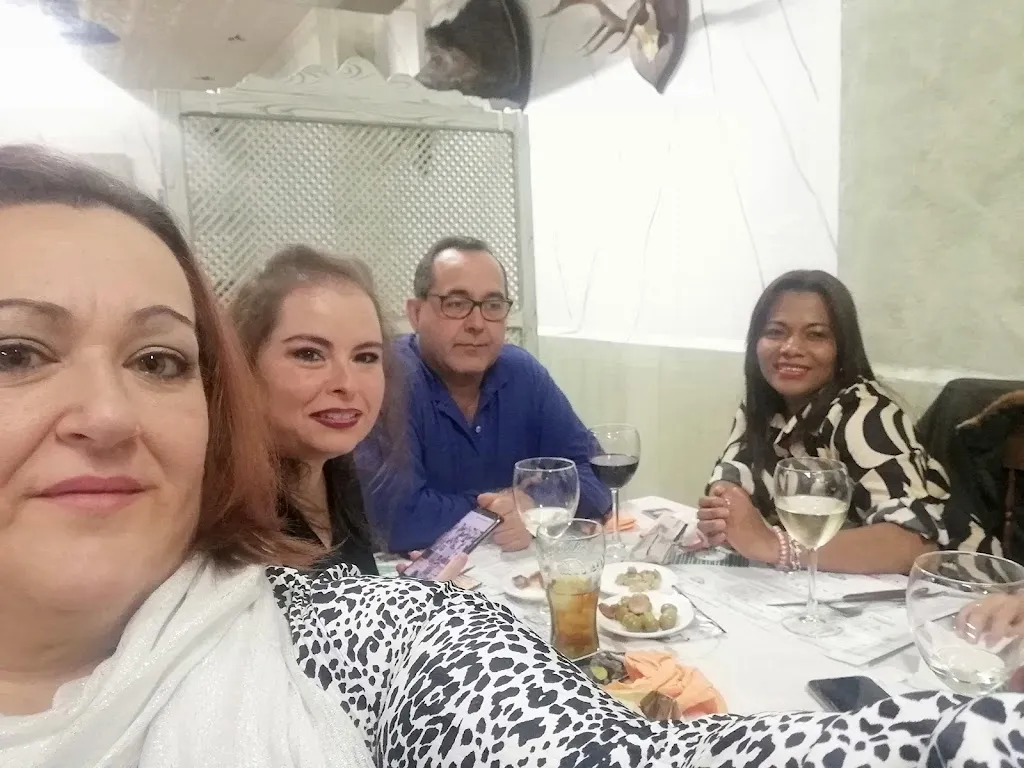 Paqui Morilla_BAR CAZADORES._Morón de la Frontera_recensione