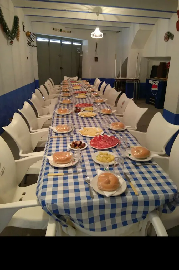 Bar Guardao en el 43 restaurant in Morón de la Frontera