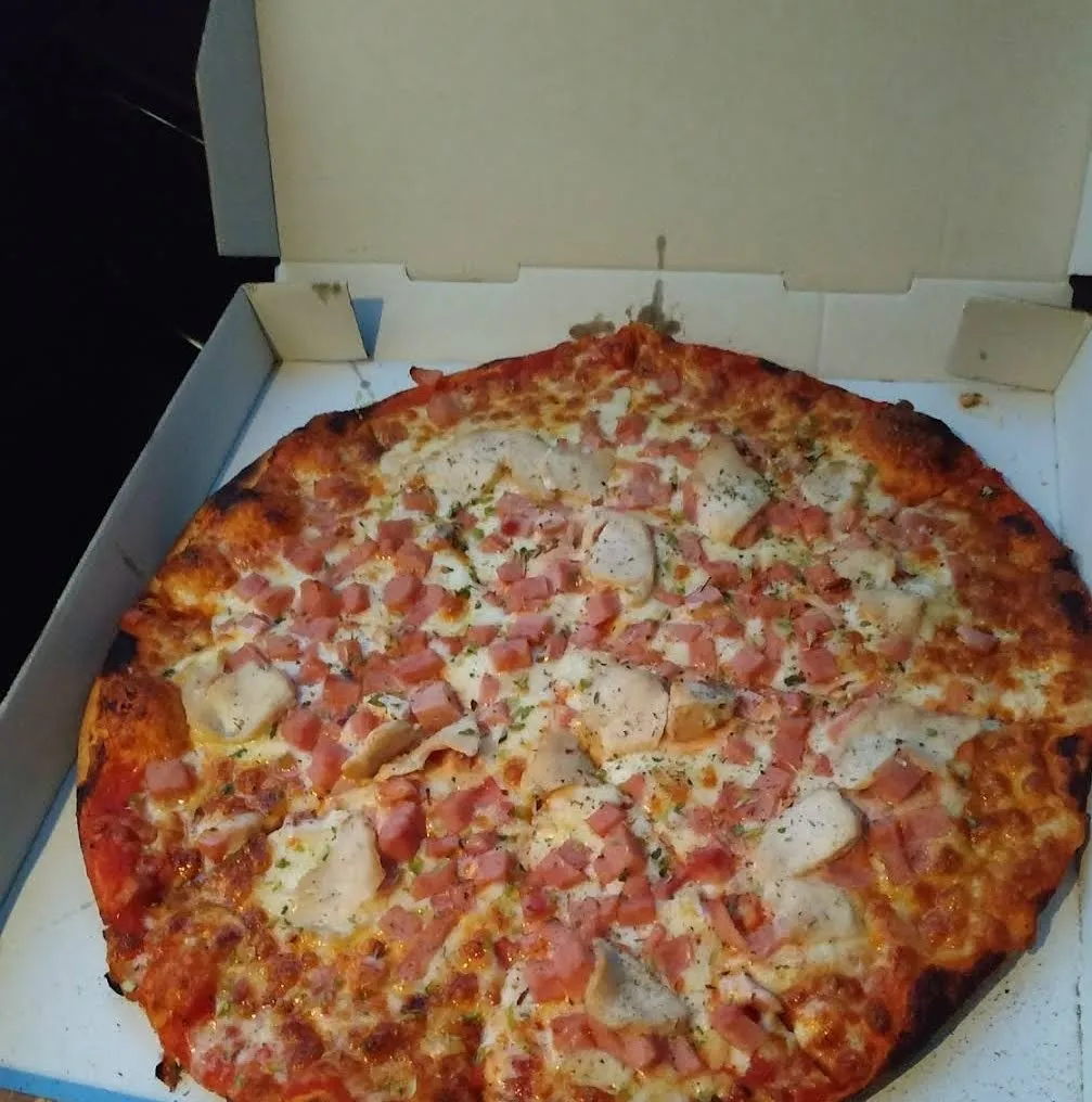 Pollería Curro Gas restaurant in Morón de la Frontera