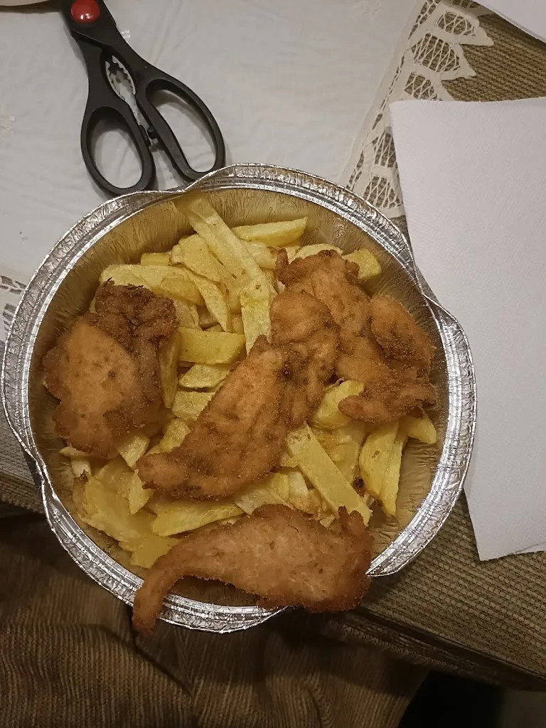 Juan Cadiz Romero_Palacio del Pollo y la Pizza_Morón de la Frontera_review