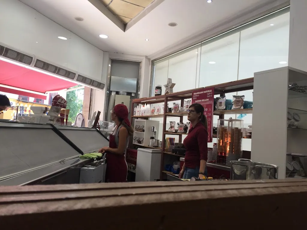 Manuel Alejandro_Heladería Los Valencianos 1946_Morón de la Frontera_review