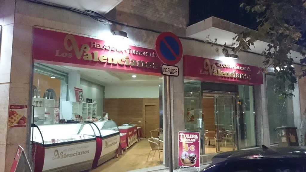 Heladería Los Valencianos 1946 restaurant in Morón de la Frontera