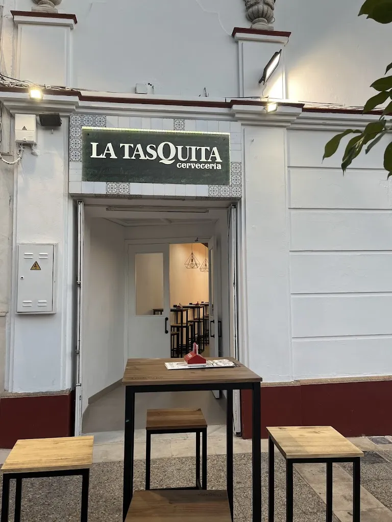 La Tasquita cervecería restaurant in Osuna