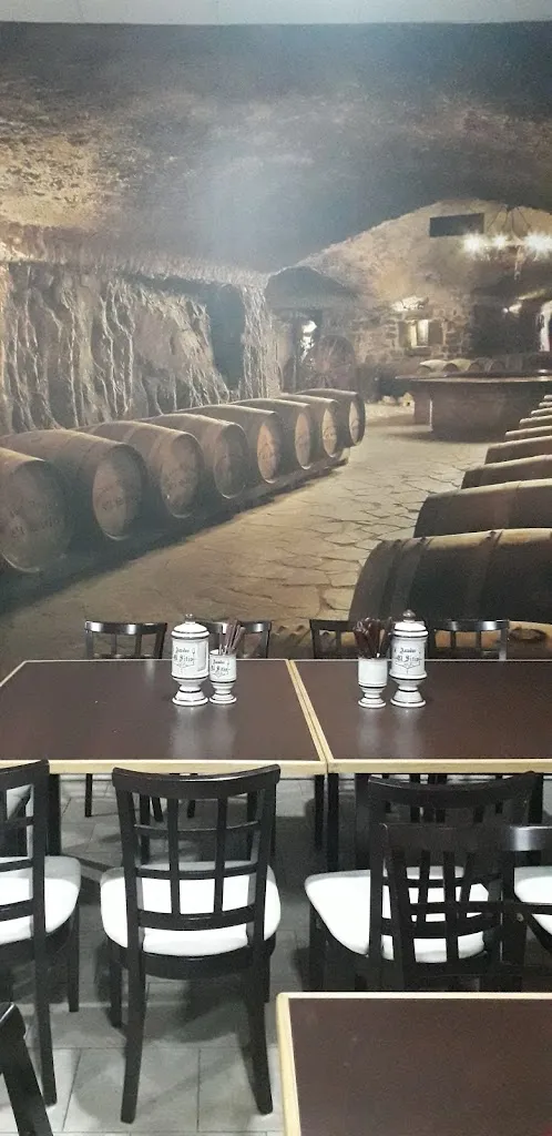 Mesón Asador El Sitio restaurant in Osuna