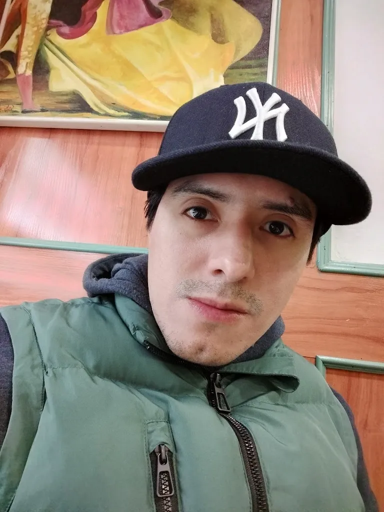 Roberto Anthony Azorza Diaz_La Tabernita de Osuna_Osuna_recensione