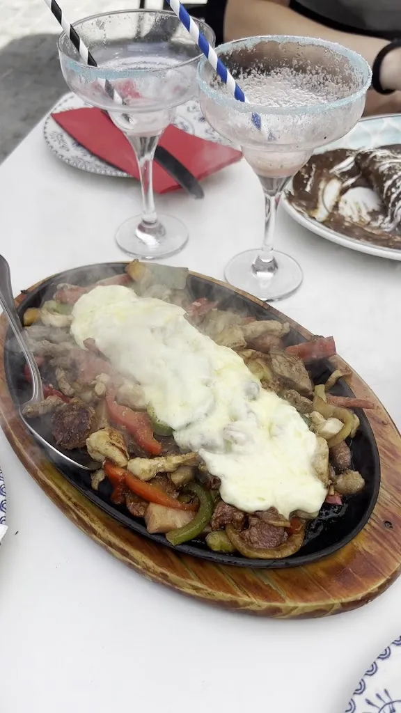 Tori Maddox_La Venganza De Malinche | Restaurante Mexicano | Plaza de España_Osuna_review