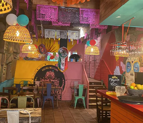 La Venganza De Malinche | Restaurante Mexicano | Plaza de España restaurant in Osuna