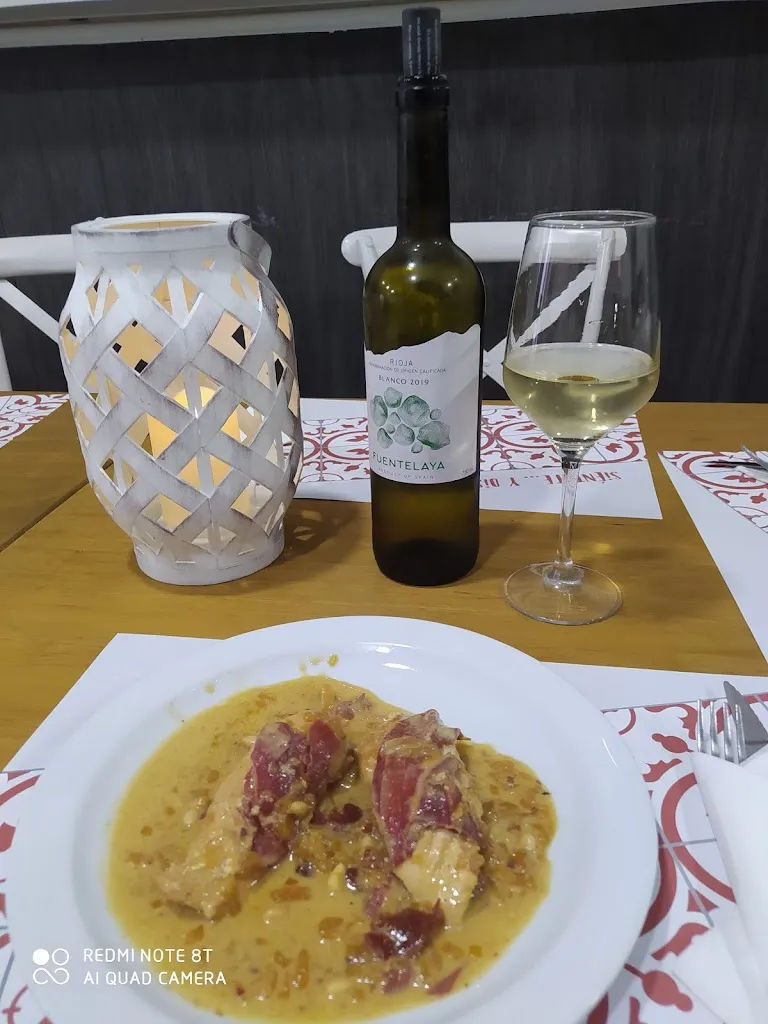 Restaurante El Antojo_Osuna_slider_image_2