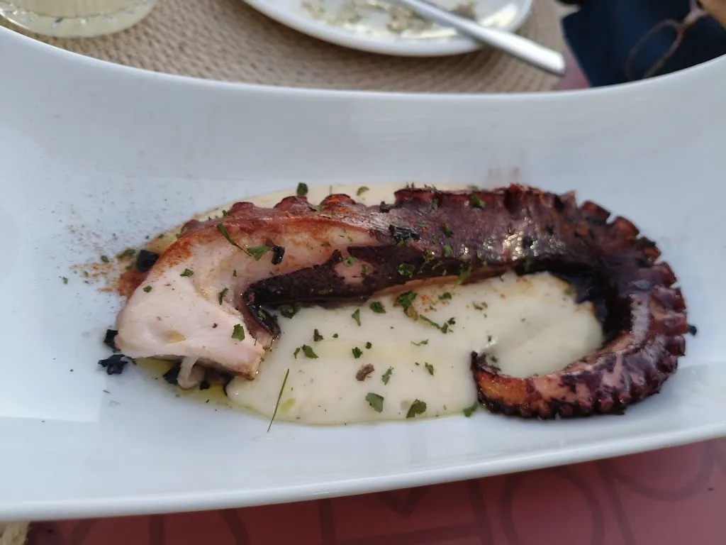 Restaurante @ Hospederia Del Monasterio restaurant in Osuna