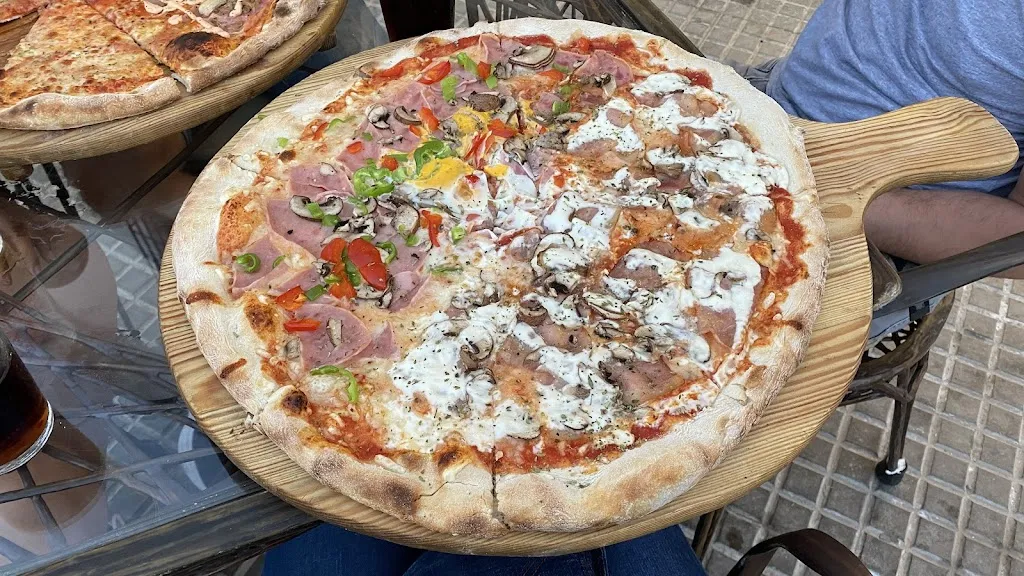 Piccola Pizzas Osuna_Osuna_slider_image_2