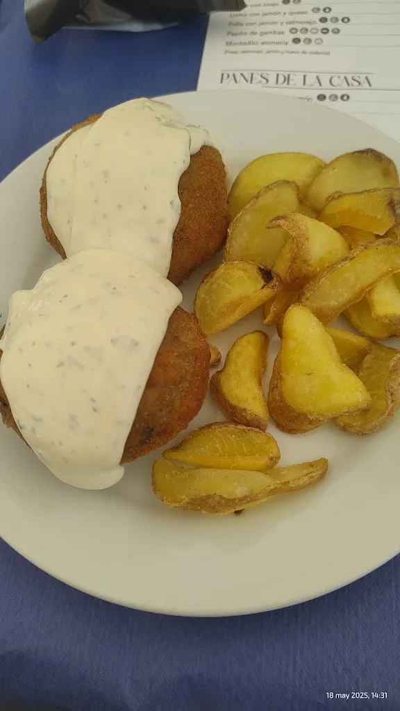 Restaurante La Cerca_Palomares del Río_slider_image_2