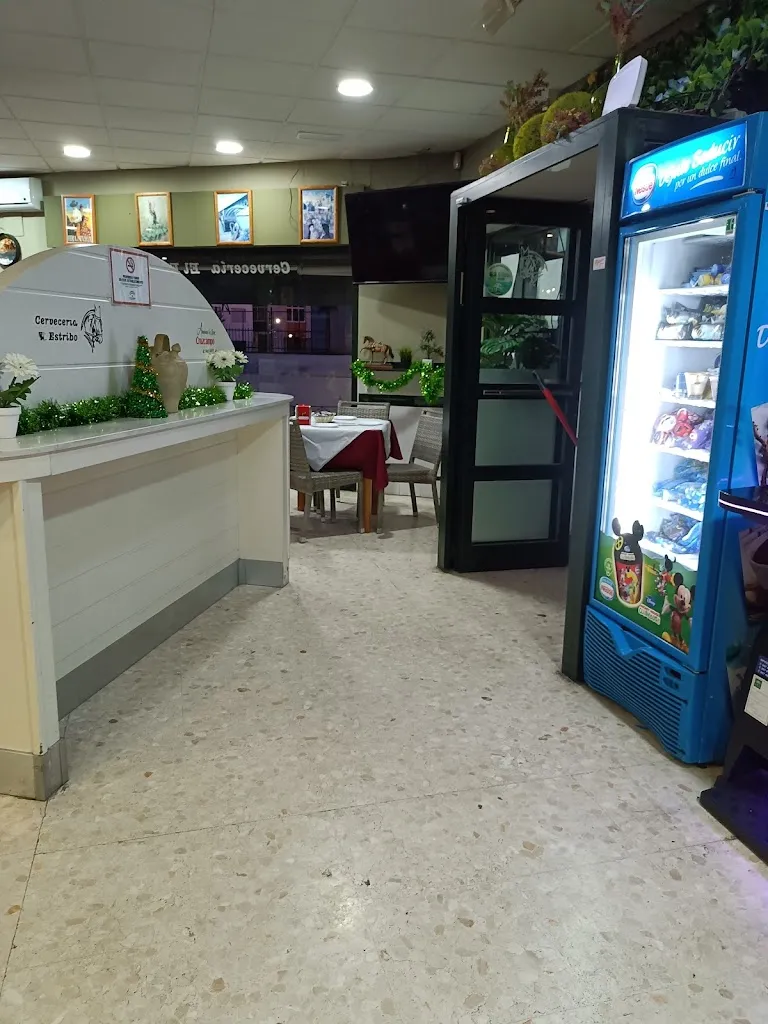 Sergio Mercado_Bar restaurante El Estribo_Palomares del Río_review