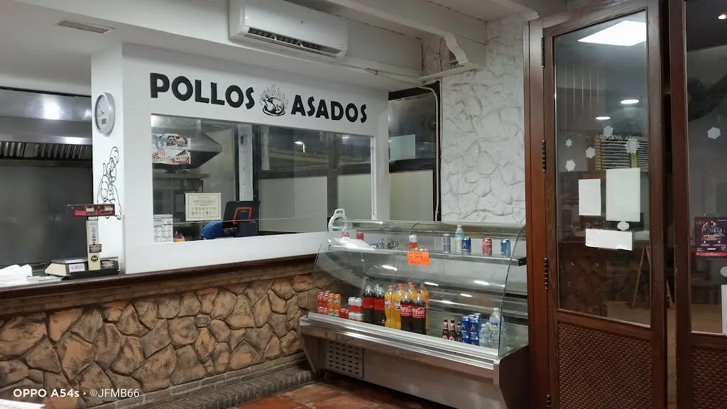 Freiduría Avenida_Palomares del Río_slider_image_2