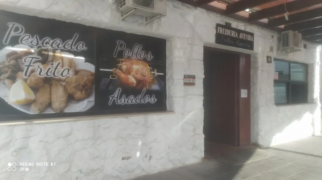 Freiduría Avenida_Palomares del Río_slider_image_3