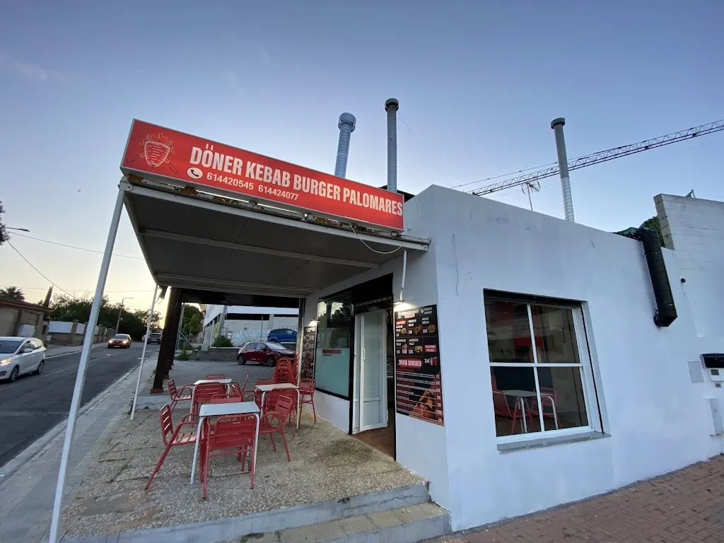 doner kebab burger palomares restaurant in Palomares del Río