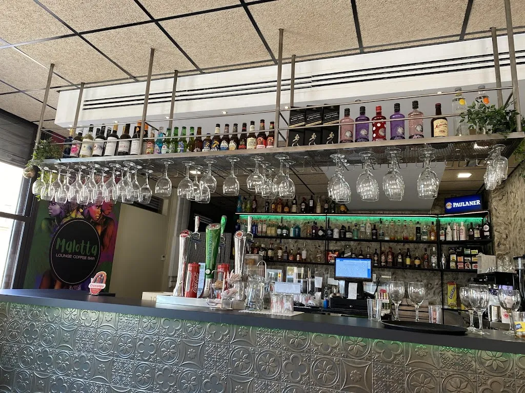 Jaime Fdez_MALOTTA_Palomares del Río_recensione