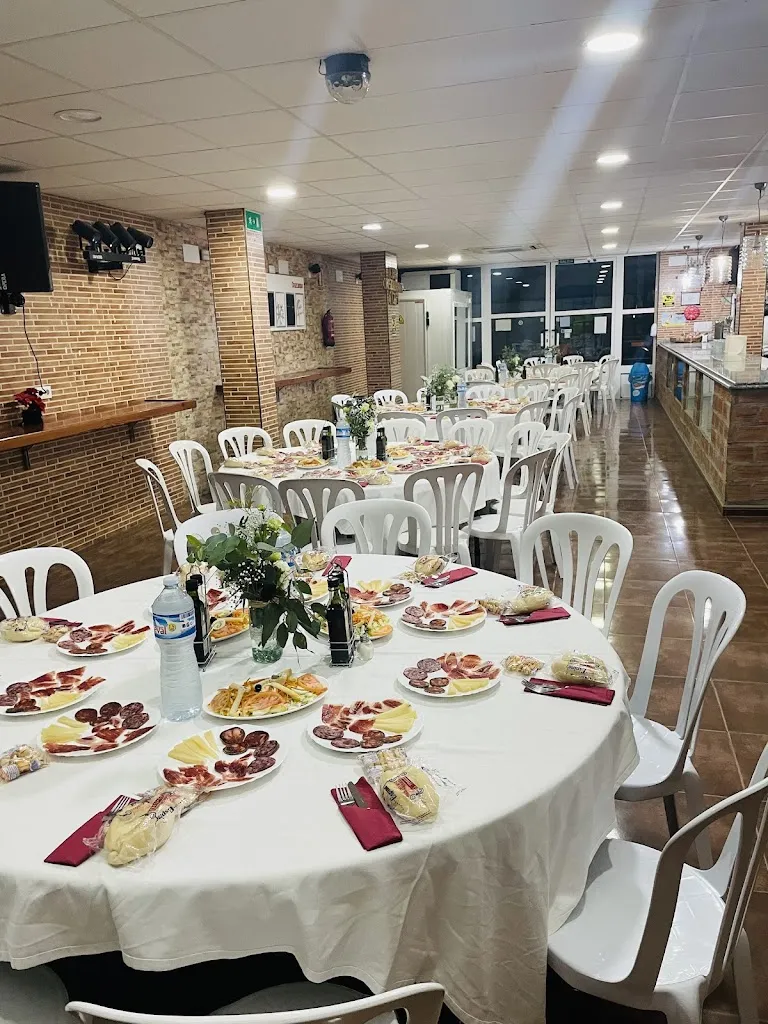 Djperete Soundperfectbreakz_Restaurante Capy_Pedroso El_review