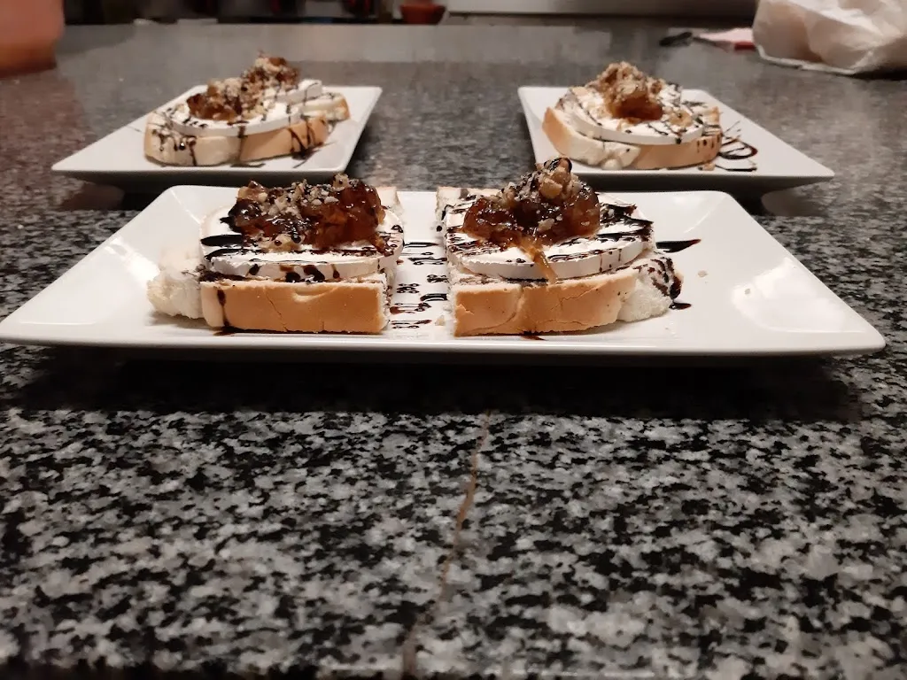 Menu_RESTAURANTE ALBINILLA_Pruna_image_1