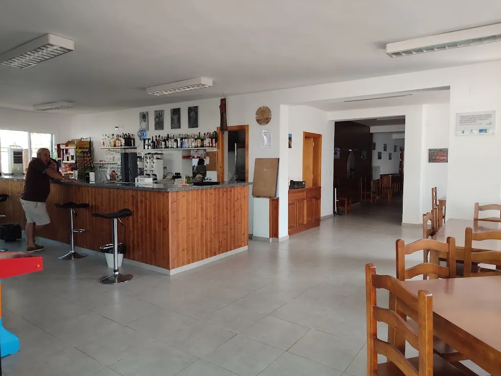 Bar piscina Municipal_Pruna_slider_image_2