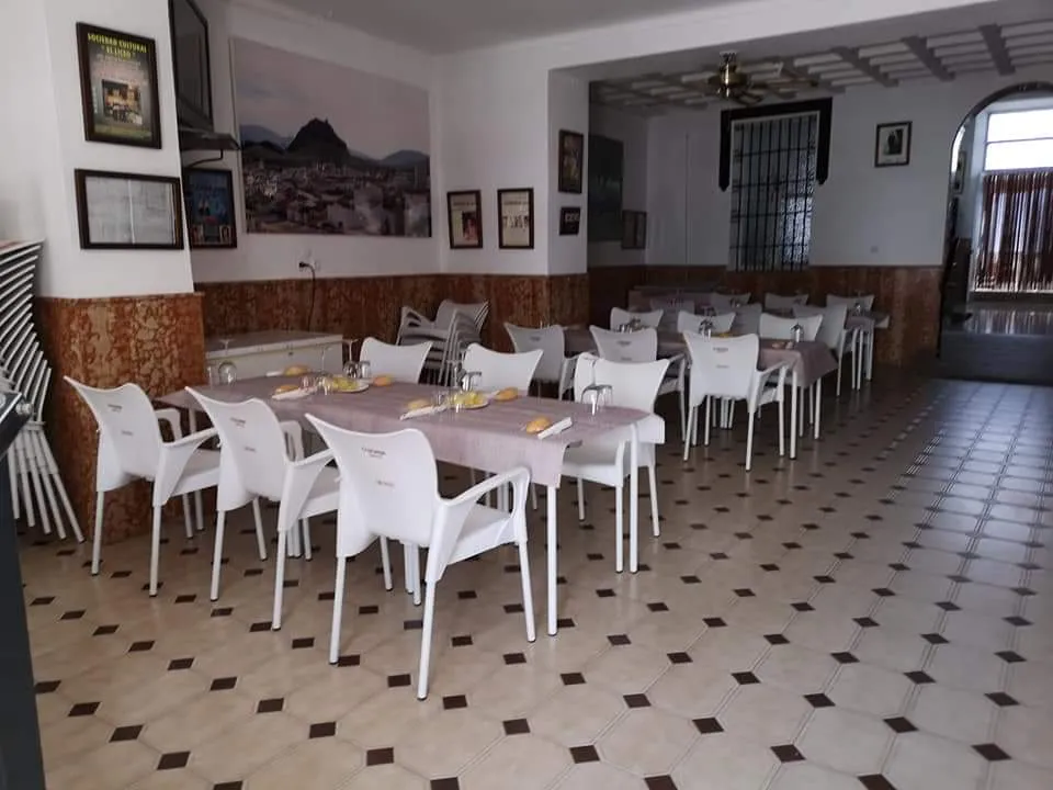 Casino Liceo de Pruna restaurant in Pruna