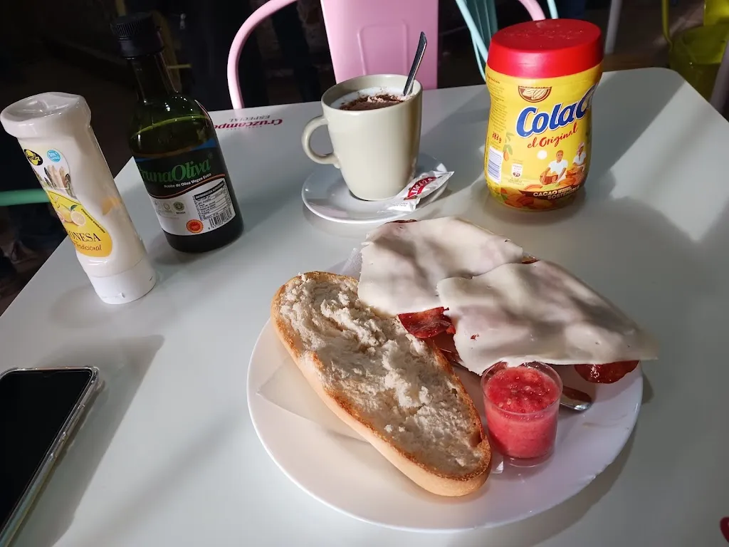 jose antonio Codes_Bar cafetería Los Ratones_Pruna_review