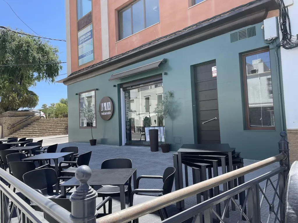 Brenda Melo_La Polaca_Puebla de Cazalla La_review